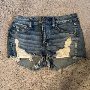 American Eagle ‘Next Level Stretch’ Jean Shorts (Size 6)